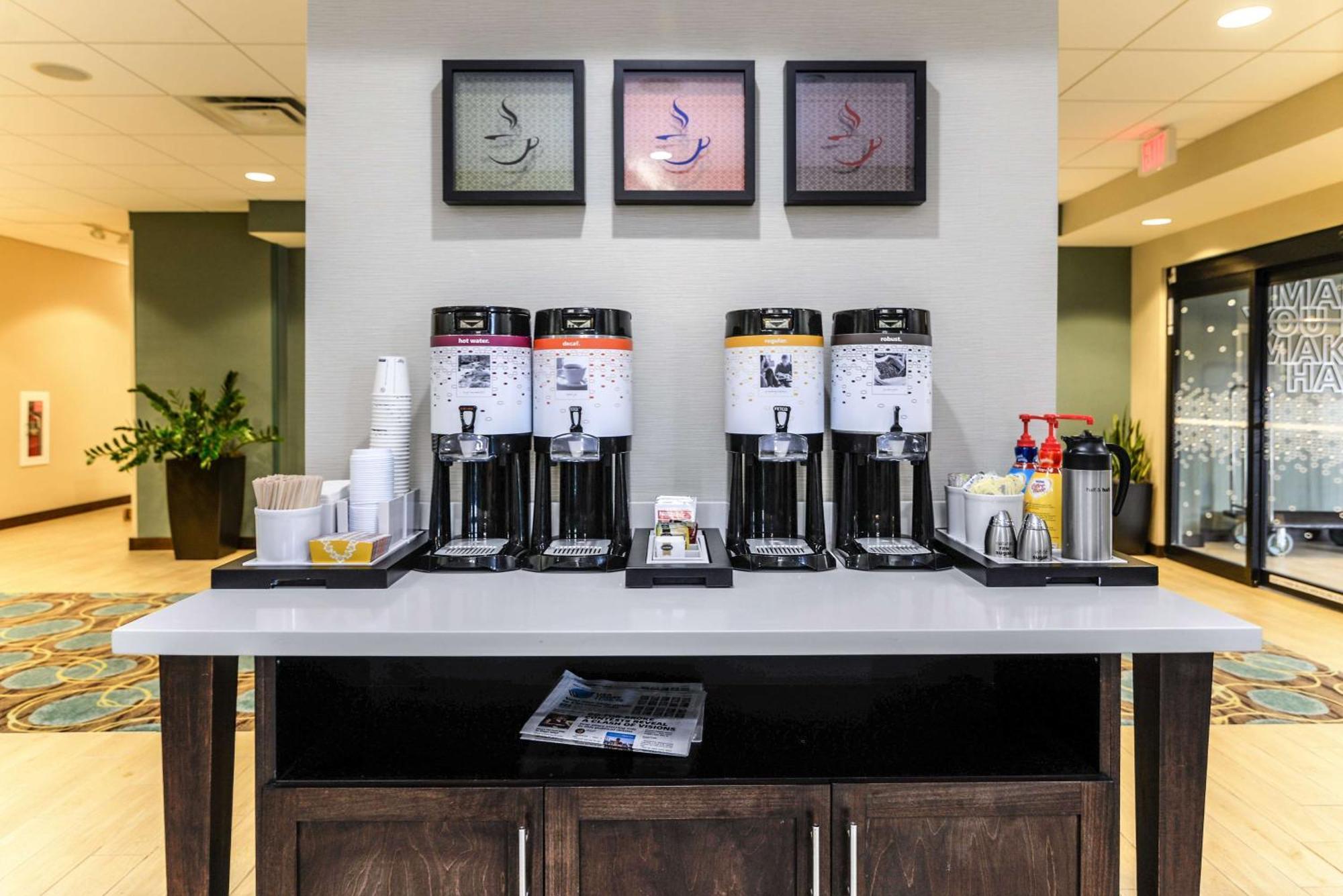 Hampton Inn Brighton Mi Eksteriør bilde